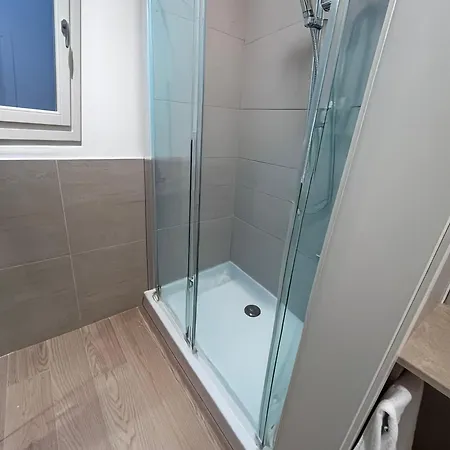 Apartment Realty Company Crescenzi Rome
